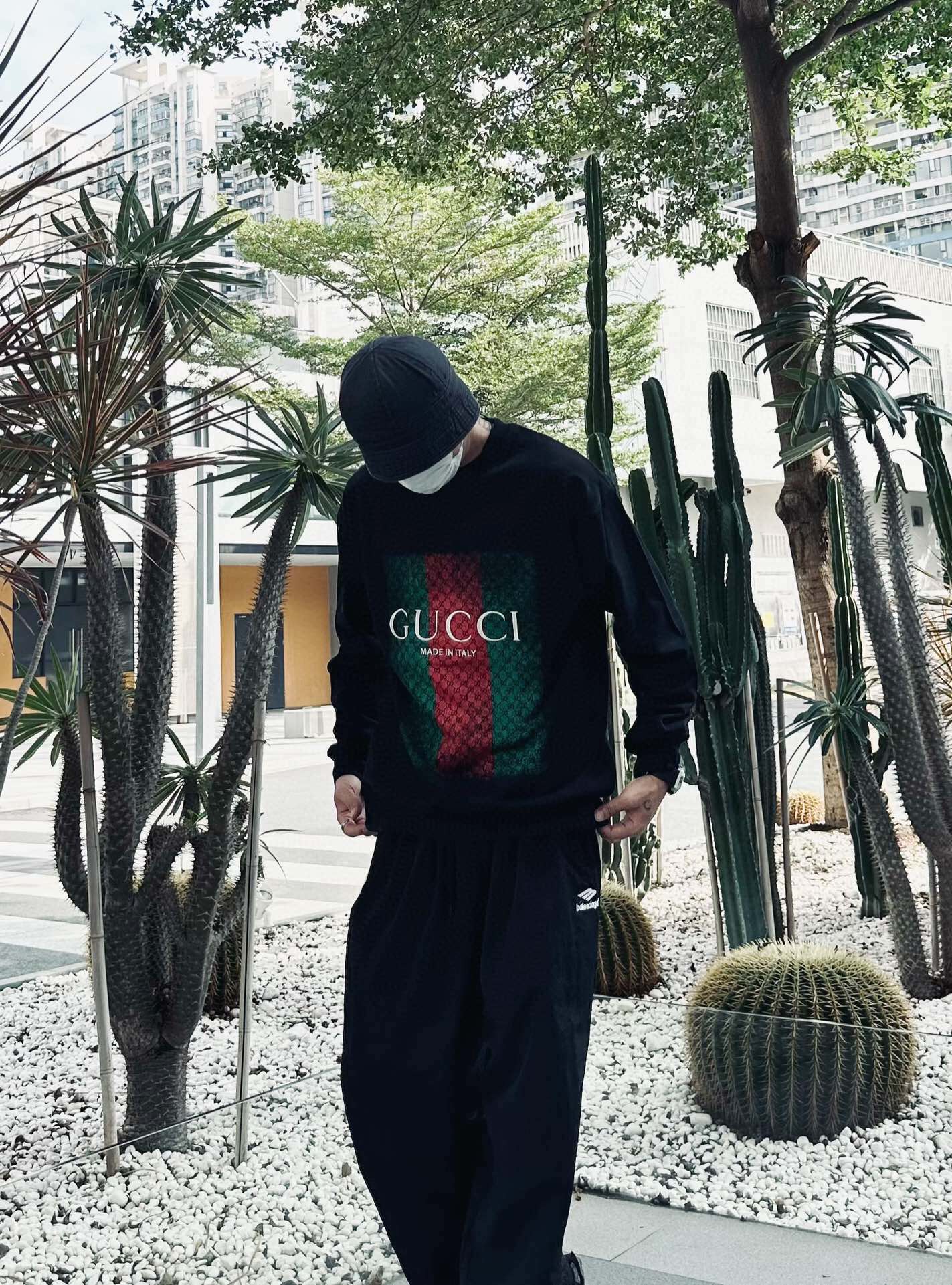 Gucci Sweatshirt - Phantom Kicks