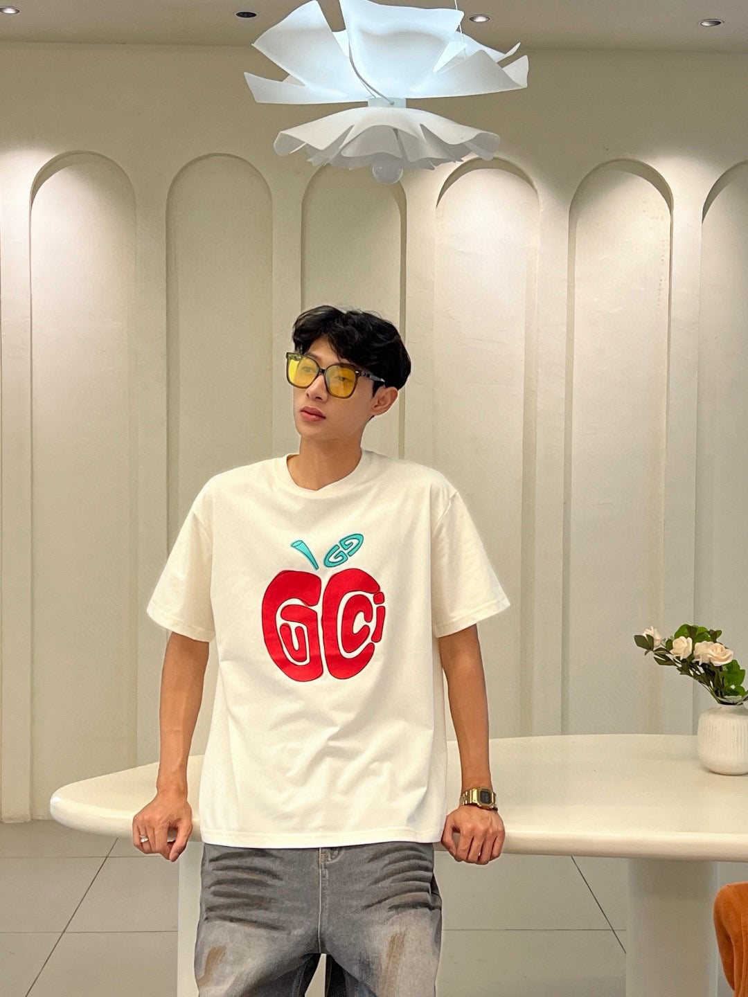 Gucci Apple Logo T-Shirt (White) - Phantom Kicks