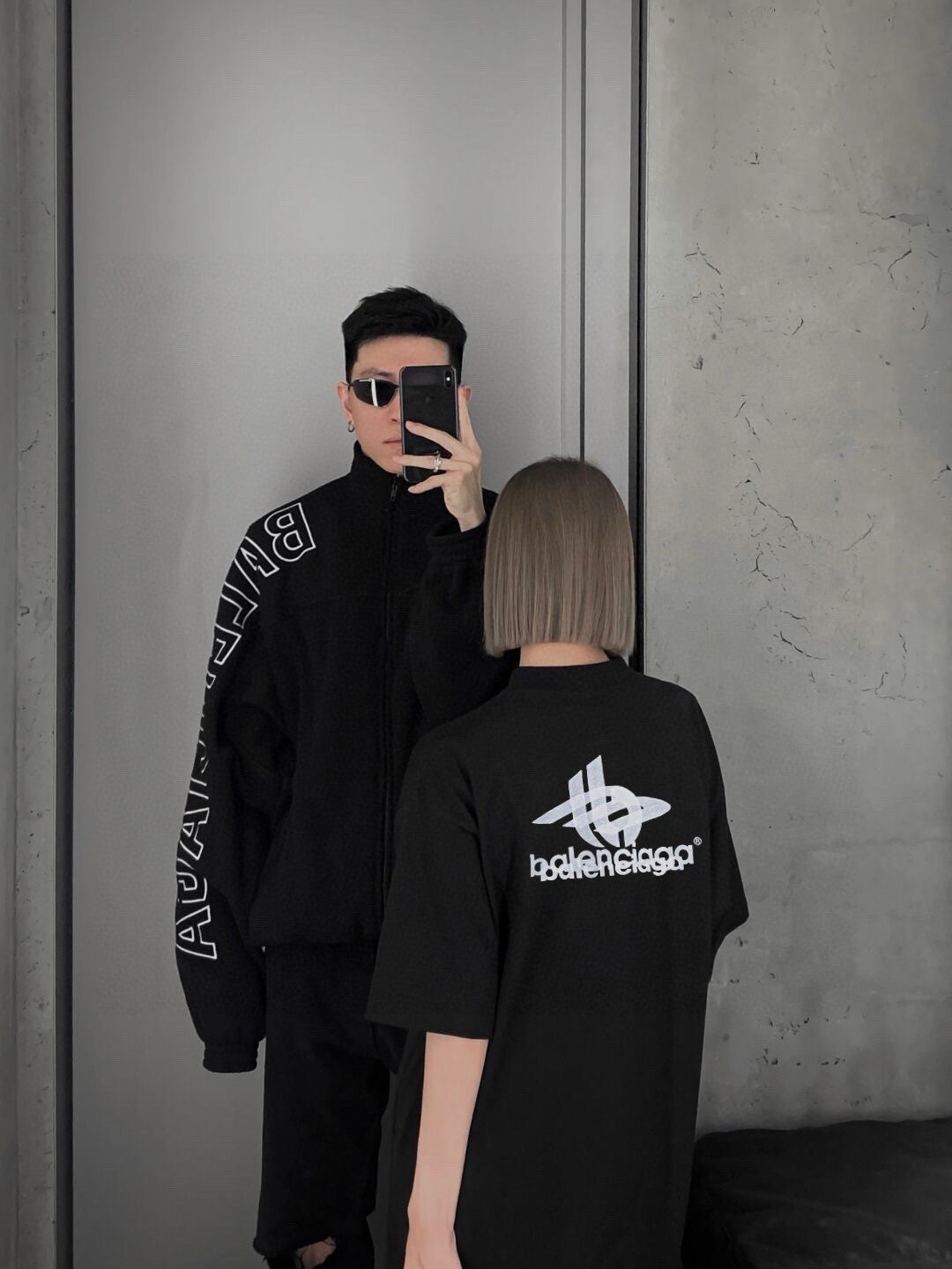Balenciaga T-Shirt - Overlapping Logo - Phantom Kicks
