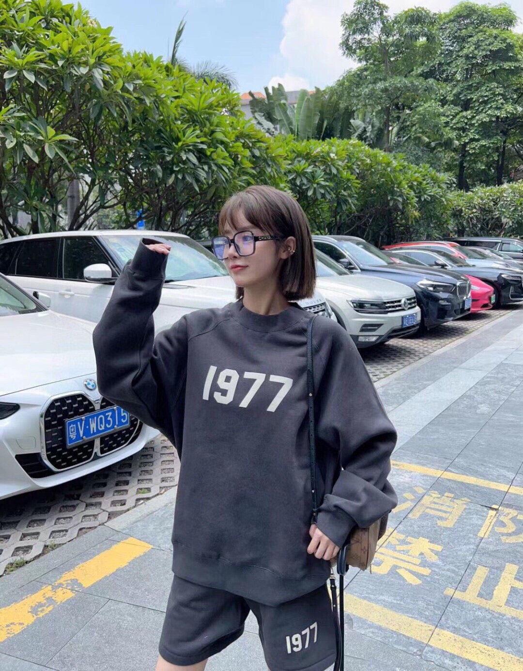 Essentials Sweatshirt - Phantom Kicks