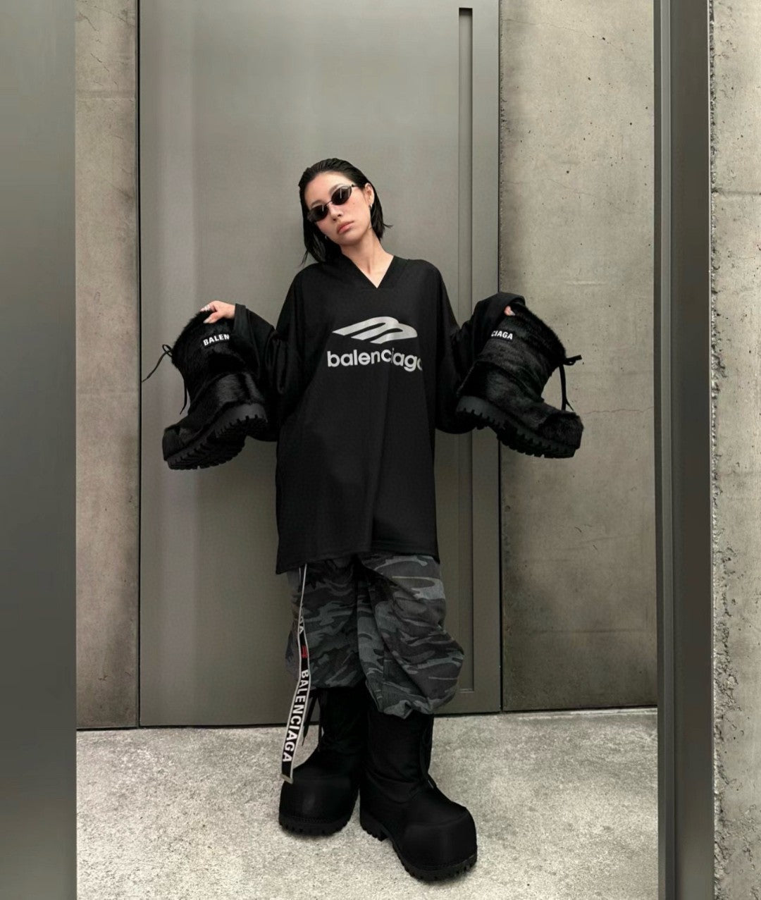 Balenciaga Long Sleeve Logo Shirt - Black - Phantom Kicks