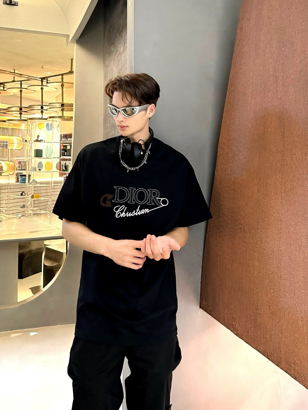 Dior Safety Pin Logo Black T-Shirt - Phantom Kicks