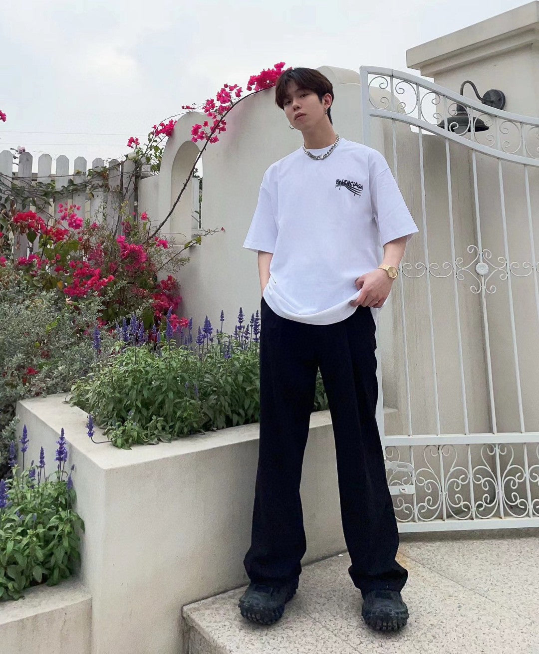 Balenciaga Paris T-Shirt (White) - Phantom Kicks
