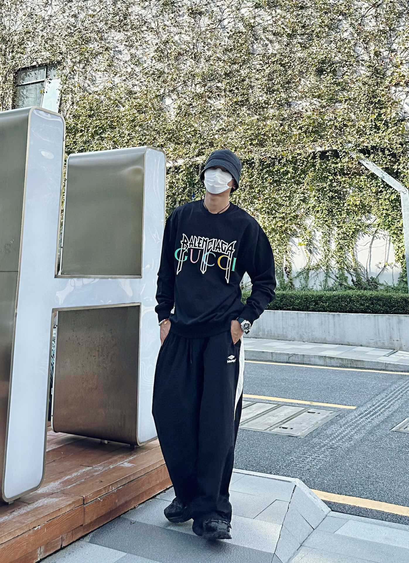 Gucci x Balenciaga Sweatshirt - Phantom Kicks