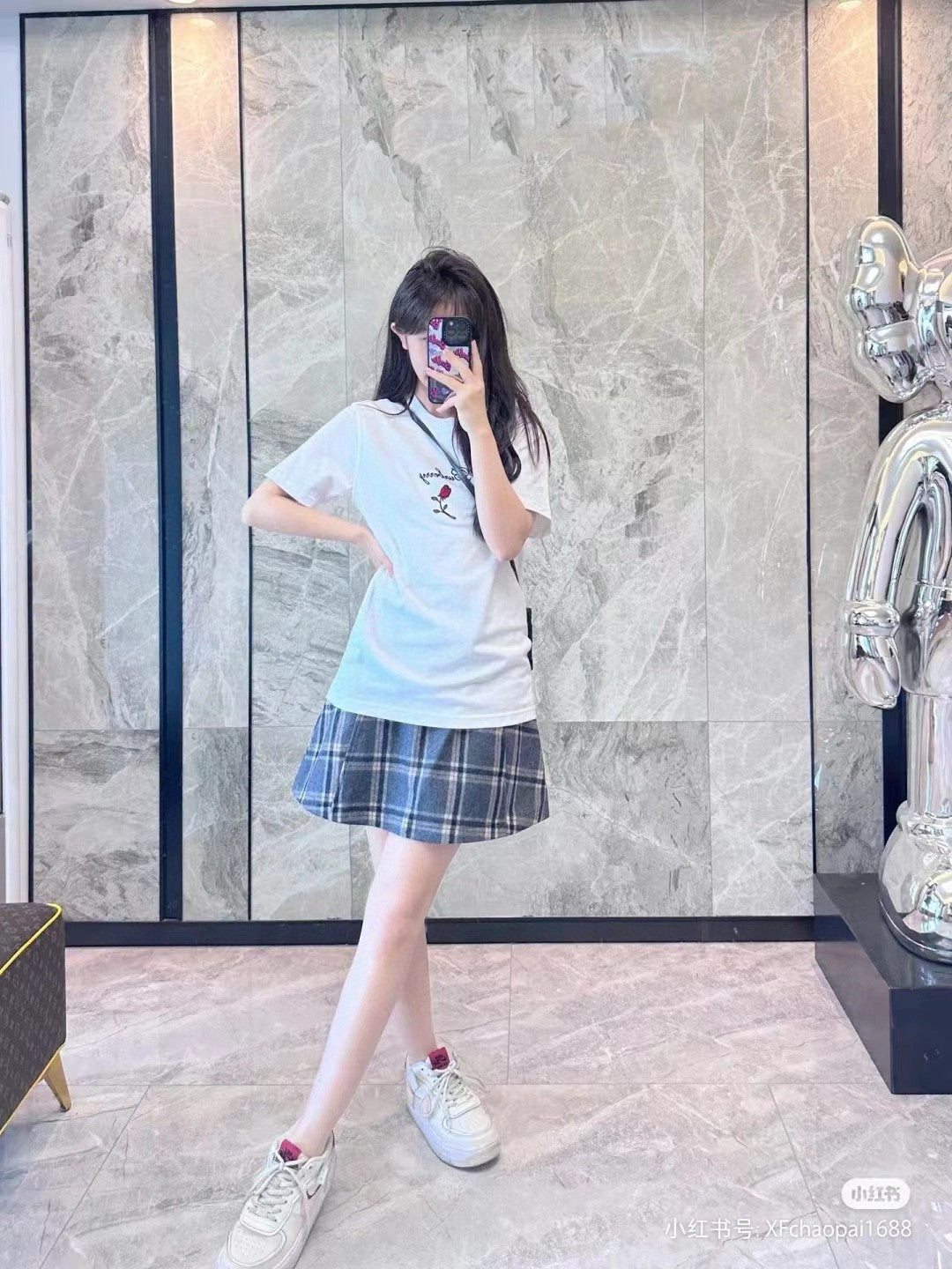 Burberry Rose Logo T-Shirt (White) - Phantom Kicks