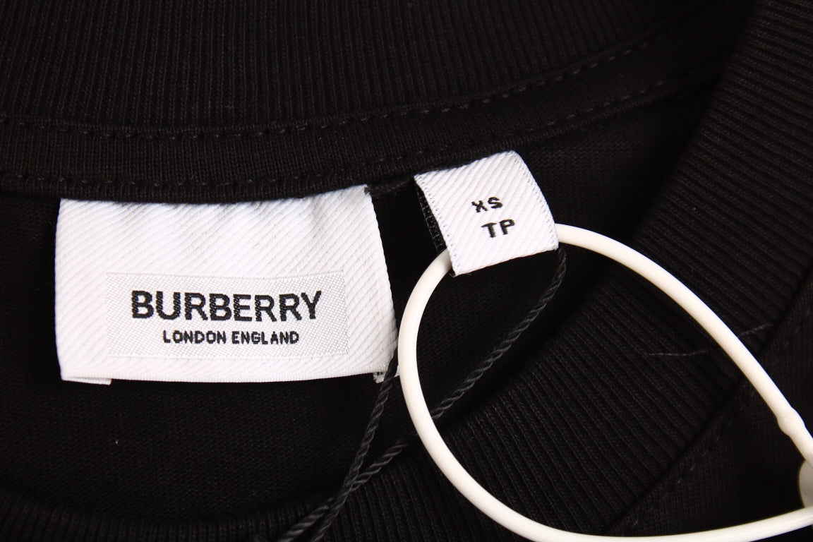 Burberry T-shirt with Knight Logo - Phantom Kicks