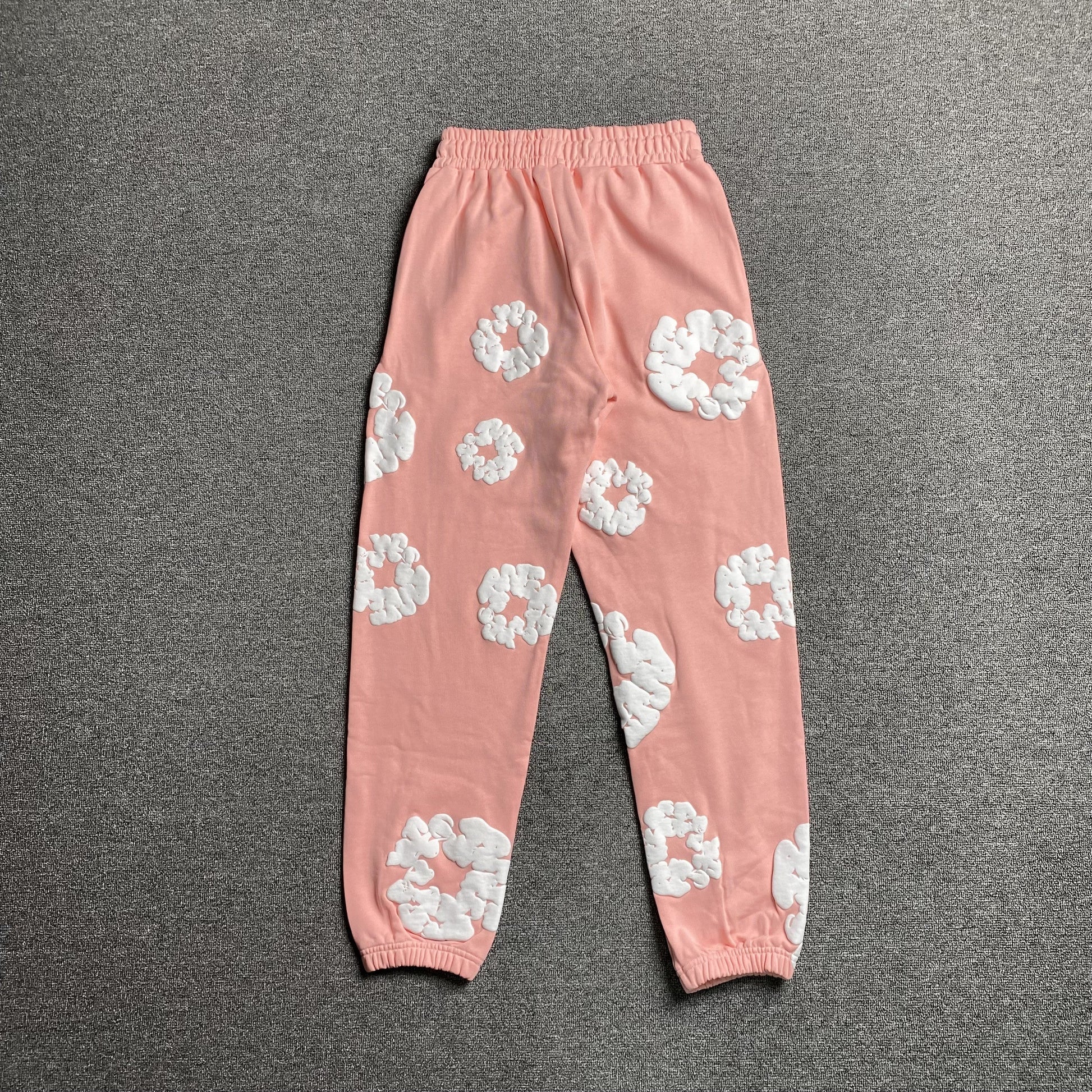 DENIM TEARS COTTON WREATH SWEATPANTS PEACH - Phantom Kicks