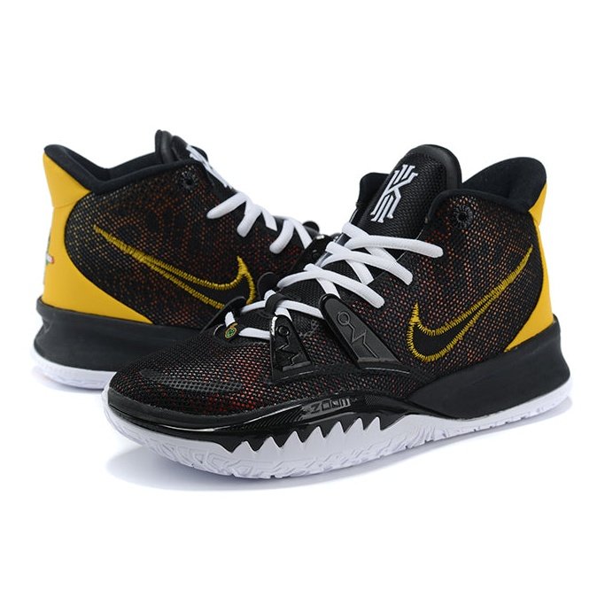 NIKE KYRIE 7 x ROSWELL RAYGUNS - Phantom Kicks