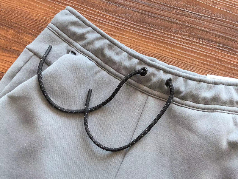 NIKE TECH FLEECE PANTS x GREY/WHITE - Phantom Kicks