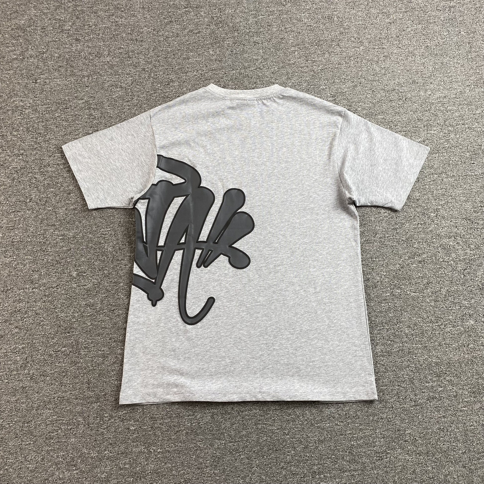 SYNA WORLD T-SHIRT GREY - Phantom Kicks