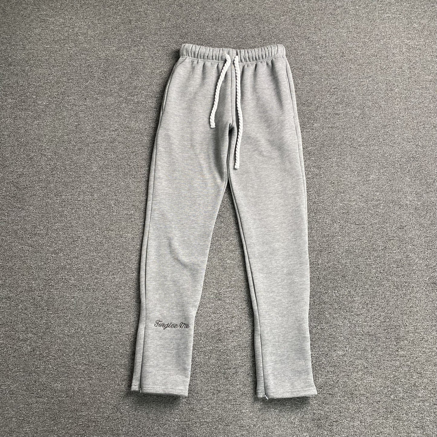 SYNA WORLD SYNA LOGO SWEATPANTS GREY - Phantom Kicks