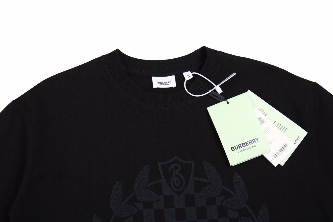 Burberry T-shirt with Checkered Crest - Phantom Kicks