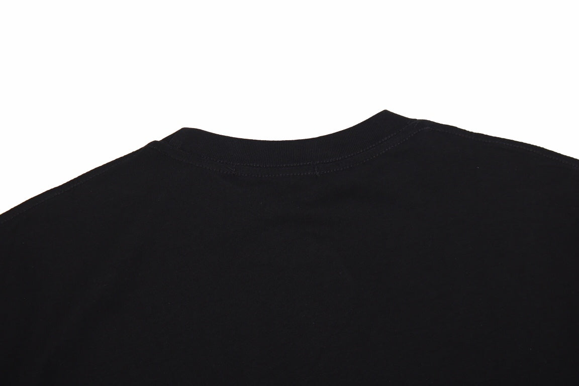 Gucci Graphic Logo T-Shirt (Black) - Phantom Kicks