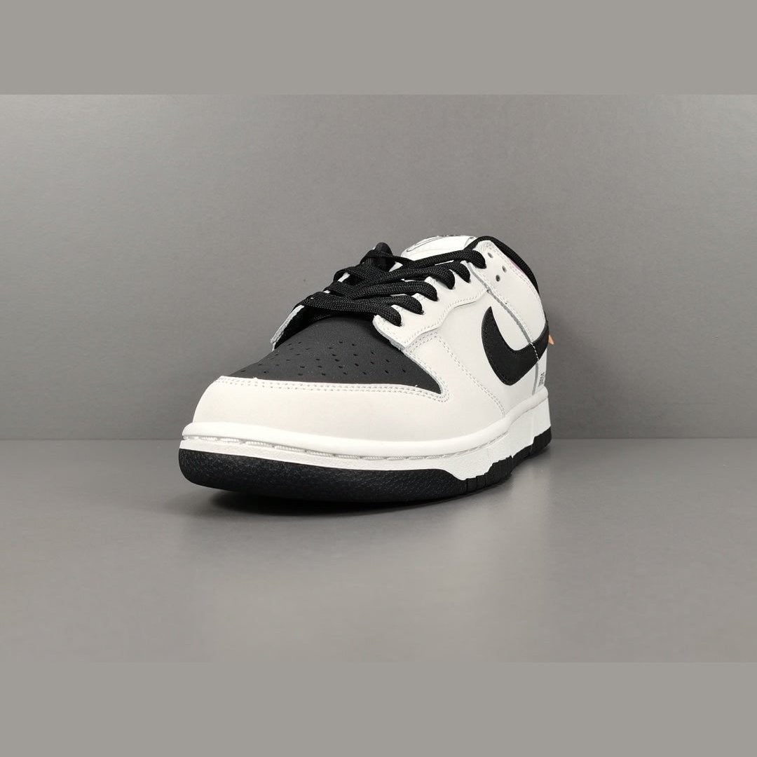 NIKE DUNK LOW x AE86 - Phantom Kicks