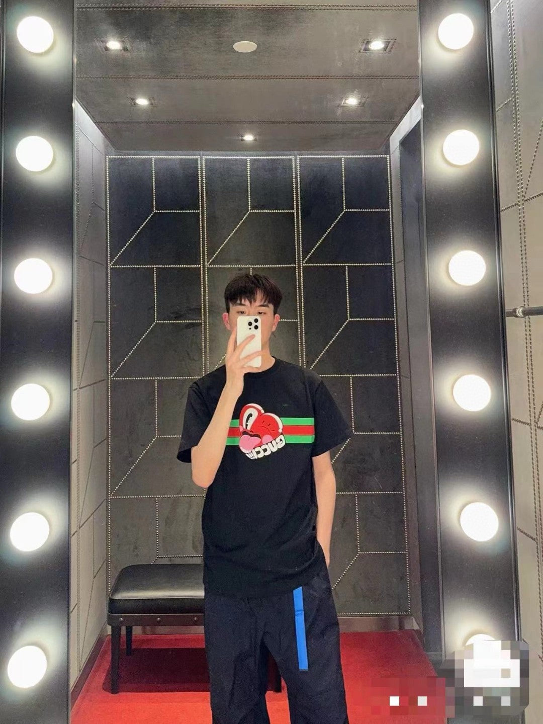 Gucci Black T-Shirt with Heart Graphic - Phantom Kicks