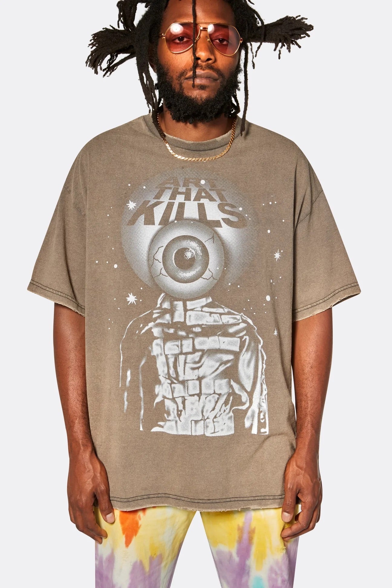 Gallerydept. “ART THAT KILLS" Rod Tee - Phantom Kicks