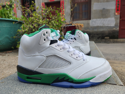 Jordan 5 white, green and black - Phantom Kicks