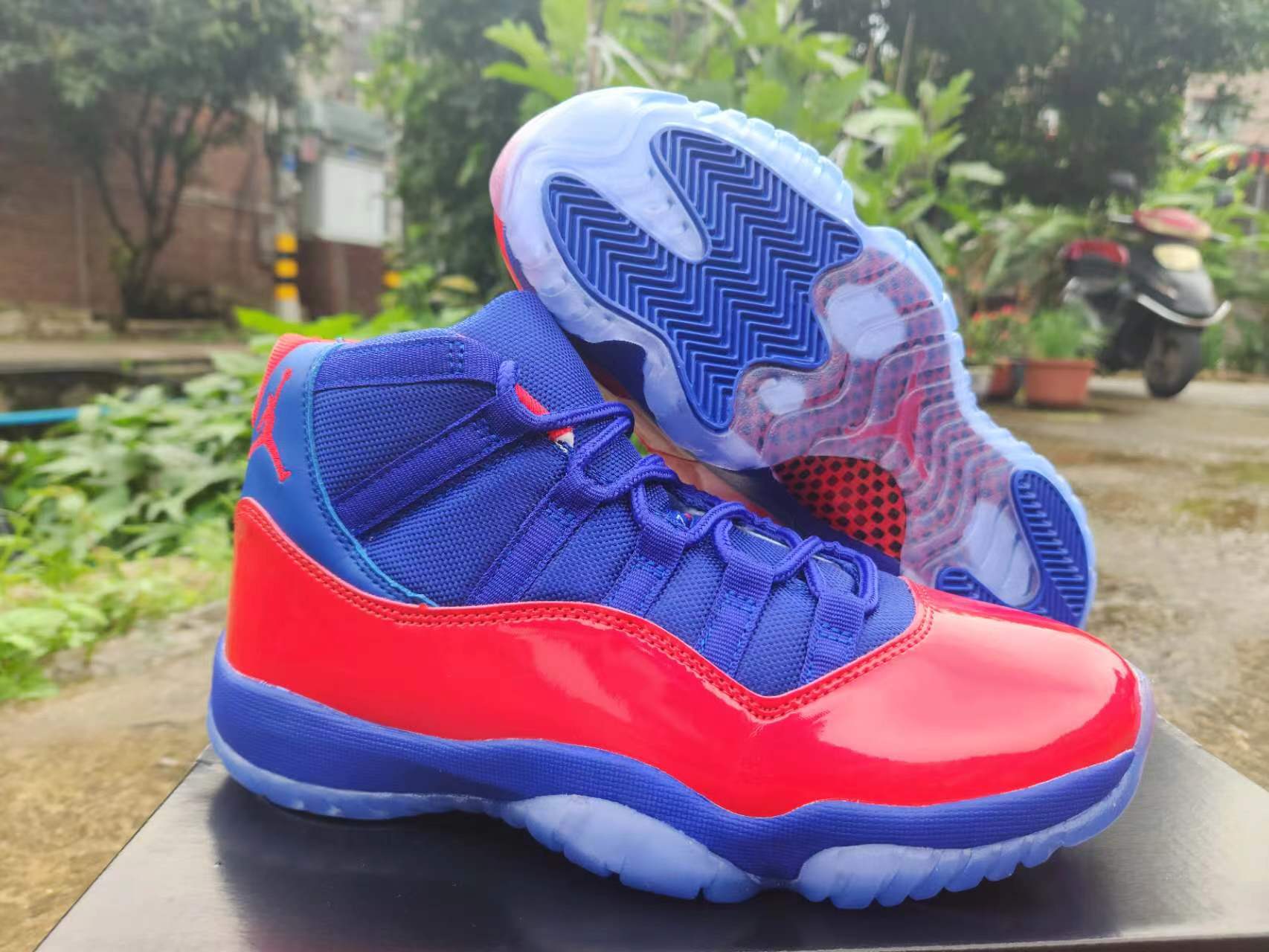 JORDAN 11 Blue and Red - Phantom Kicks