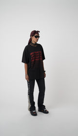 GALLERY ART THAT KILLS IDENTITY TEE - Phantom Kicks