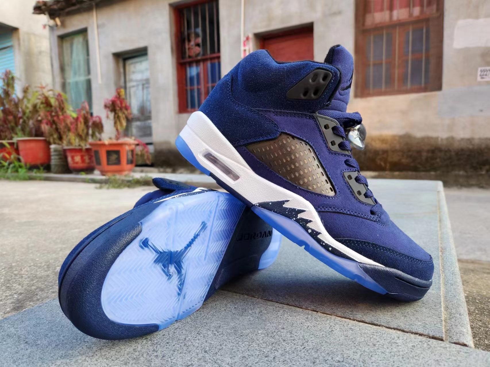 Jordan 5 blue and white - Phantom Kicks