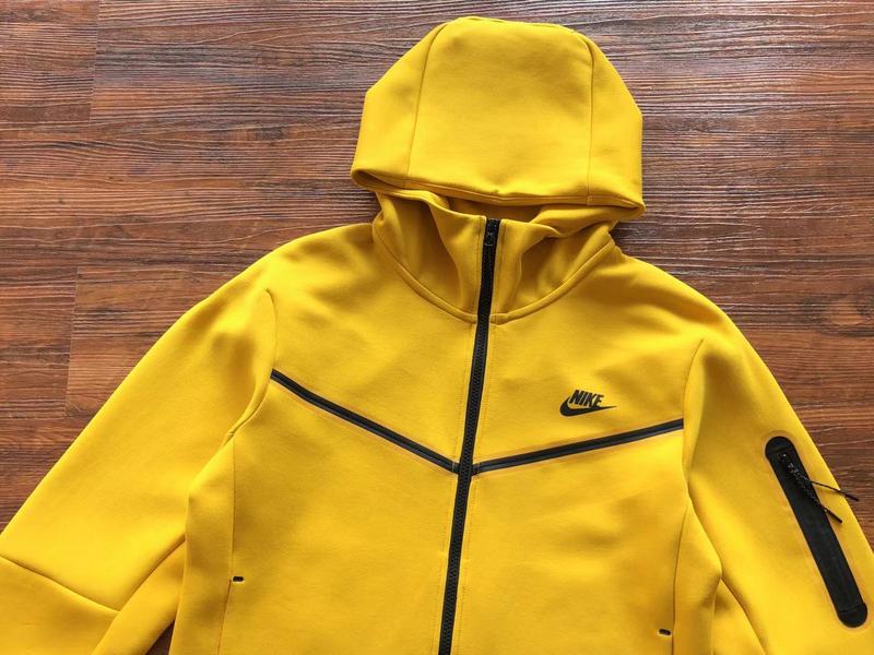 NIKE TECH FLEECE HOODIE x YELLOW - Phantom Kicks
