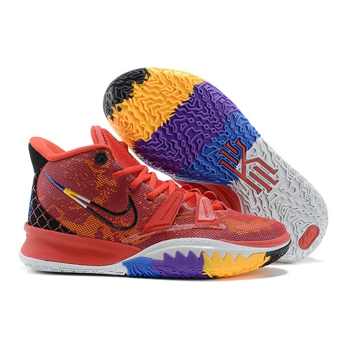 NIKE KYRIE 7 x ICONS OF SPORT - Phantom Kicks