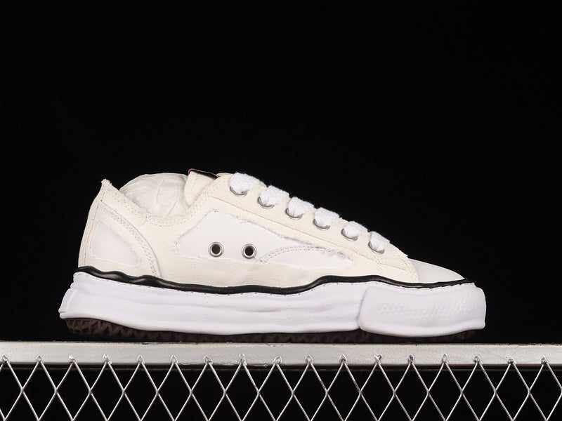 MAISON MIHARA YASUHIRO PETERSON OG SOLE CANVAS LOW WHITE - Phantom Kicks