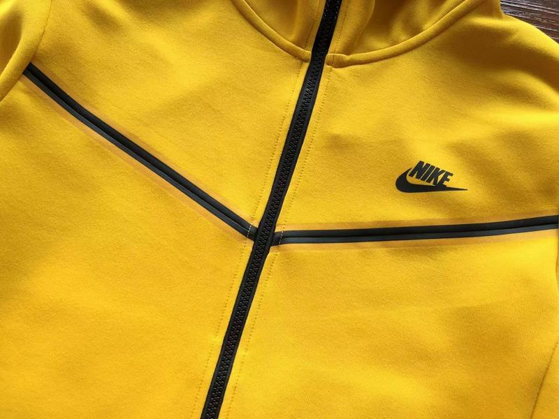 NIKE TECH FLEECE HOODIE x YELLOW - Phantom Kicks