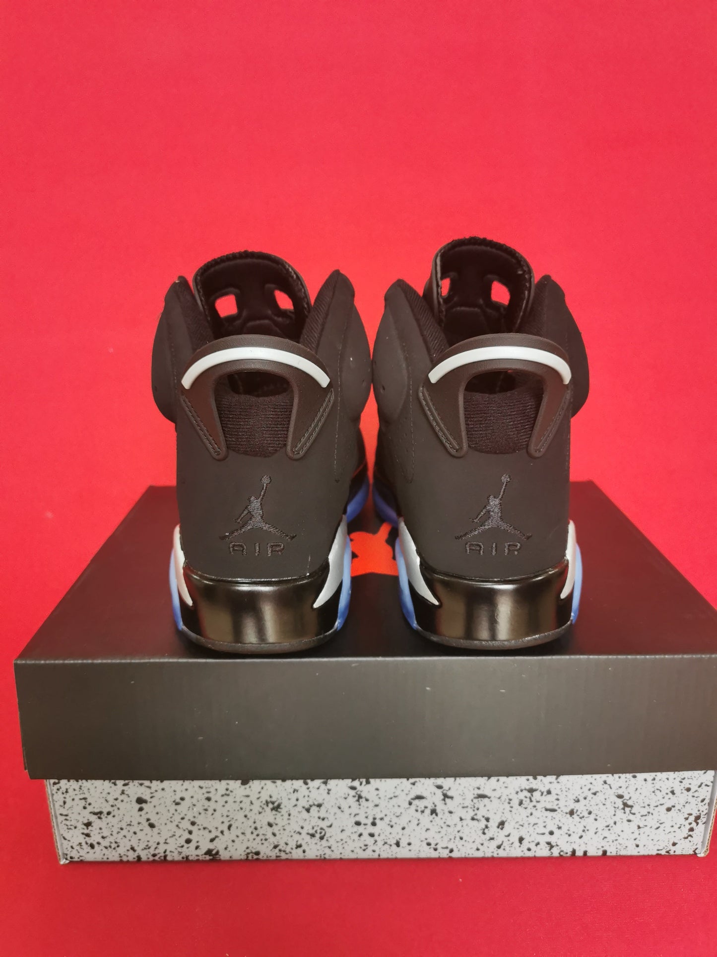 Jordan 6 Brown - Phantom Kicks