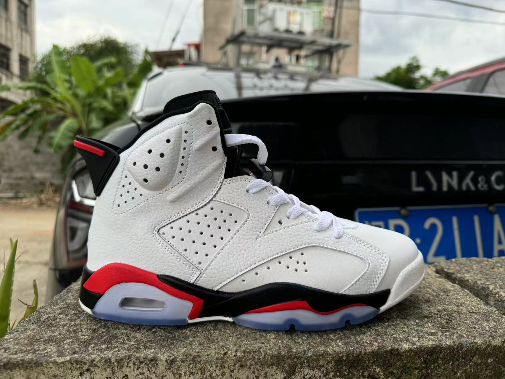 Jordan 6 "White/Infrared" - Phantom Kicks