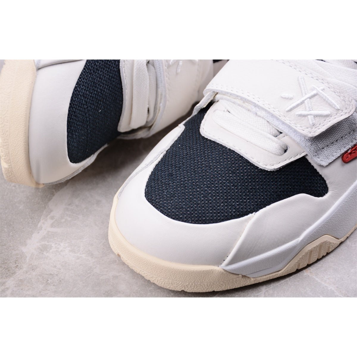 JORDAN JUMPMAN JACK TR x UNIVERSITY RED - Phantom Kicks