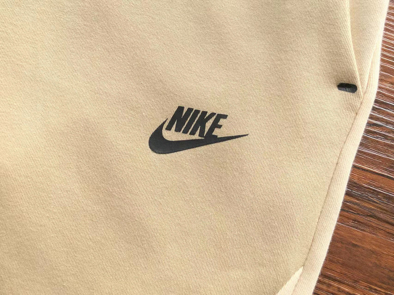 NIKE TECH FLEECE PANTS x BEACH BROWN - Phantom Kicks