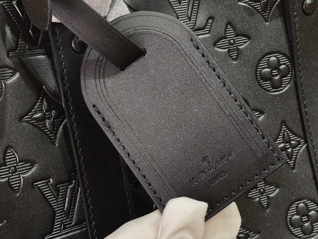 LOUIS VUITTON KEEPBALL 50 BLACK LEATHER TRAVEL BAG - Phantom Kicks