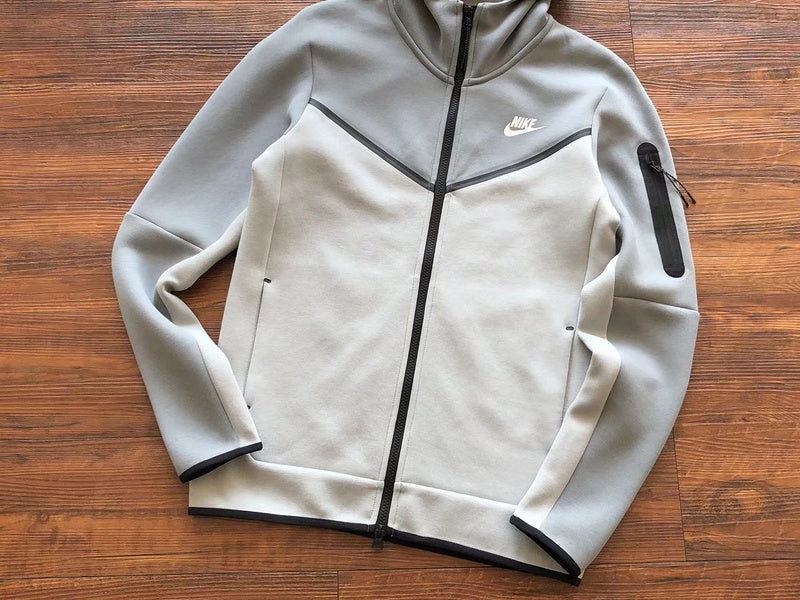 NIKE TECH FLEECE HOODIE x GREY/WHITE - Phantom Kicks