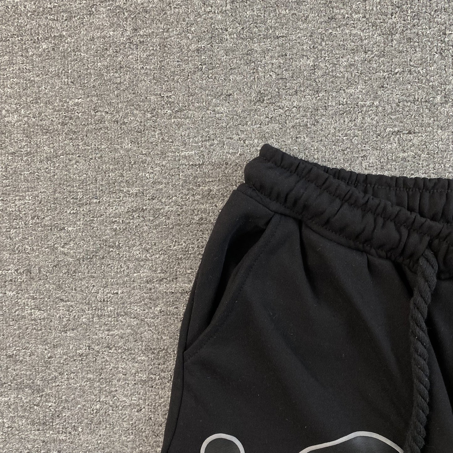 SYNA WORLD SHORTS BLACK - Phantom Kicks