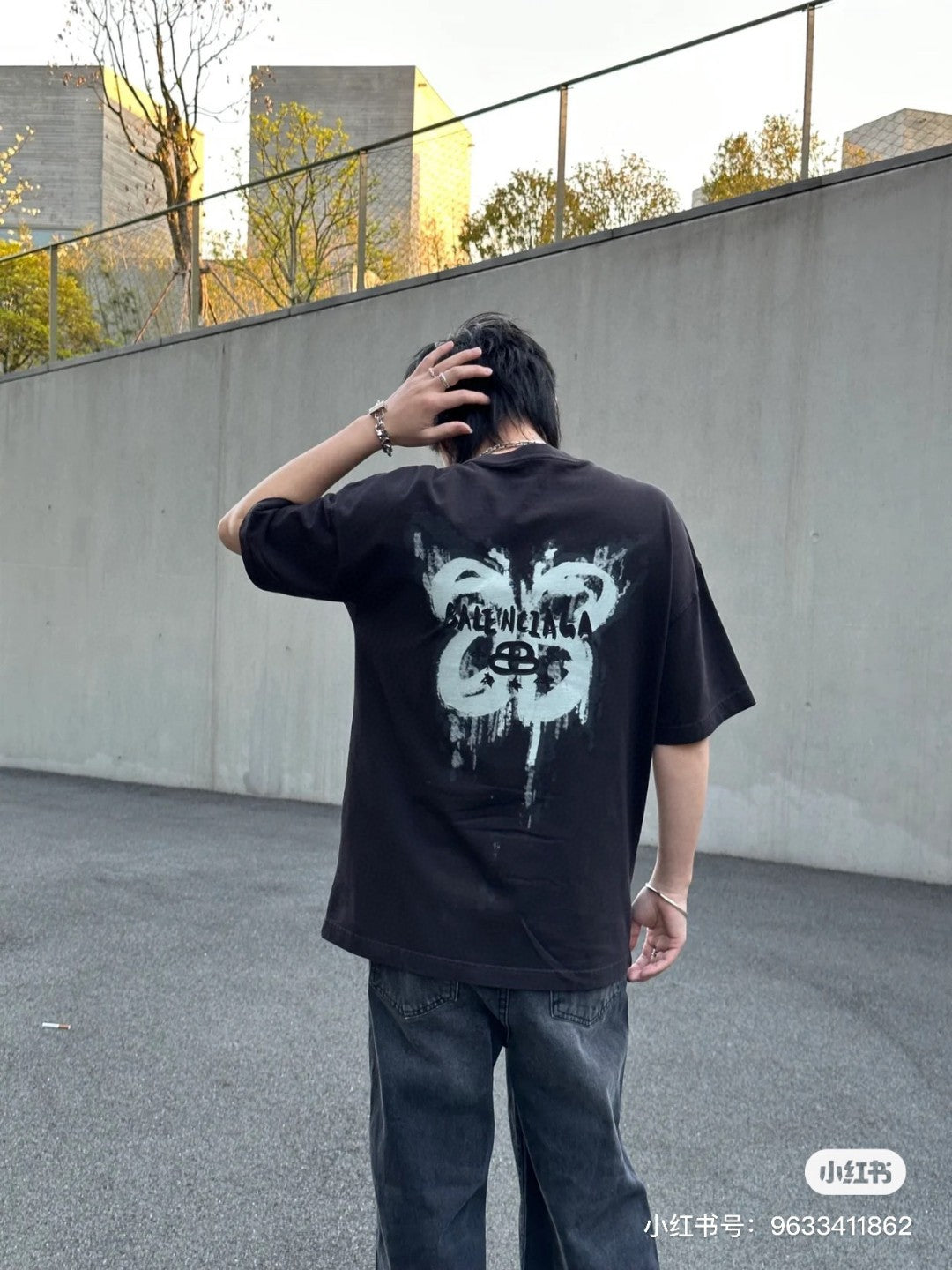 BALENCIAGA STAR GRAPHIC T-SHIRT BLACK - Phantom Kicks