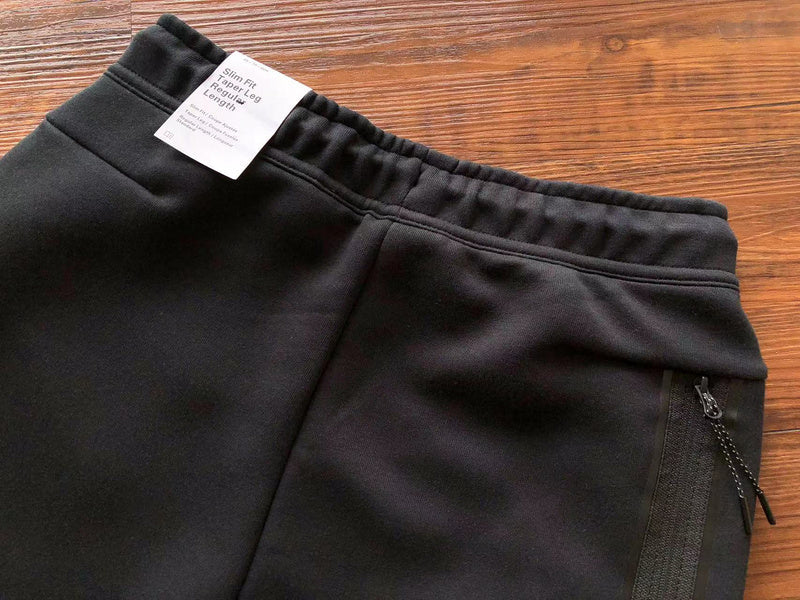 NIKE TECH FLEECE PANTS x DARK BEETROOT/PHANTOM - Phantom Kicks