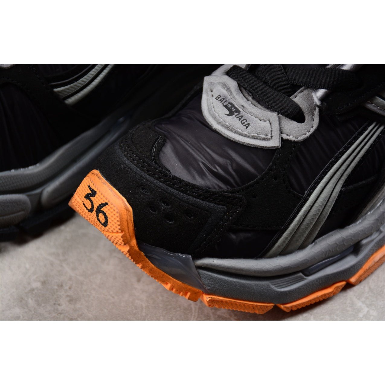 BALENCIAGA RUNNER x BLACK GREY ORANGE - Phantom Kicks