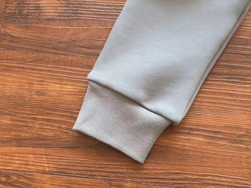 NIKE TECH FLEECE PANTS x GREY/WHITE - Phantom Kicks