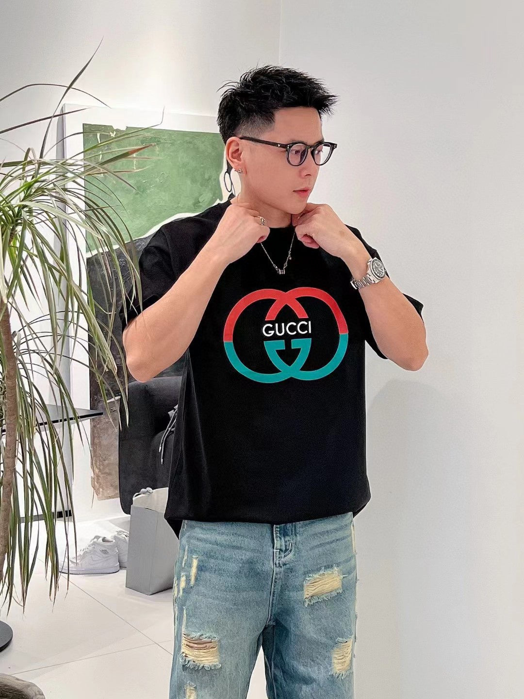 Gucci Interlocking GG Black T-Shirt - Phantom Kicks