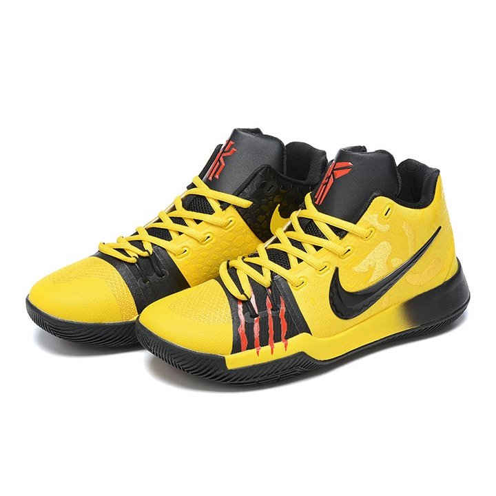 NIKE KYRIE 3 x MAMBA MENTALITY - Phantom Kicks