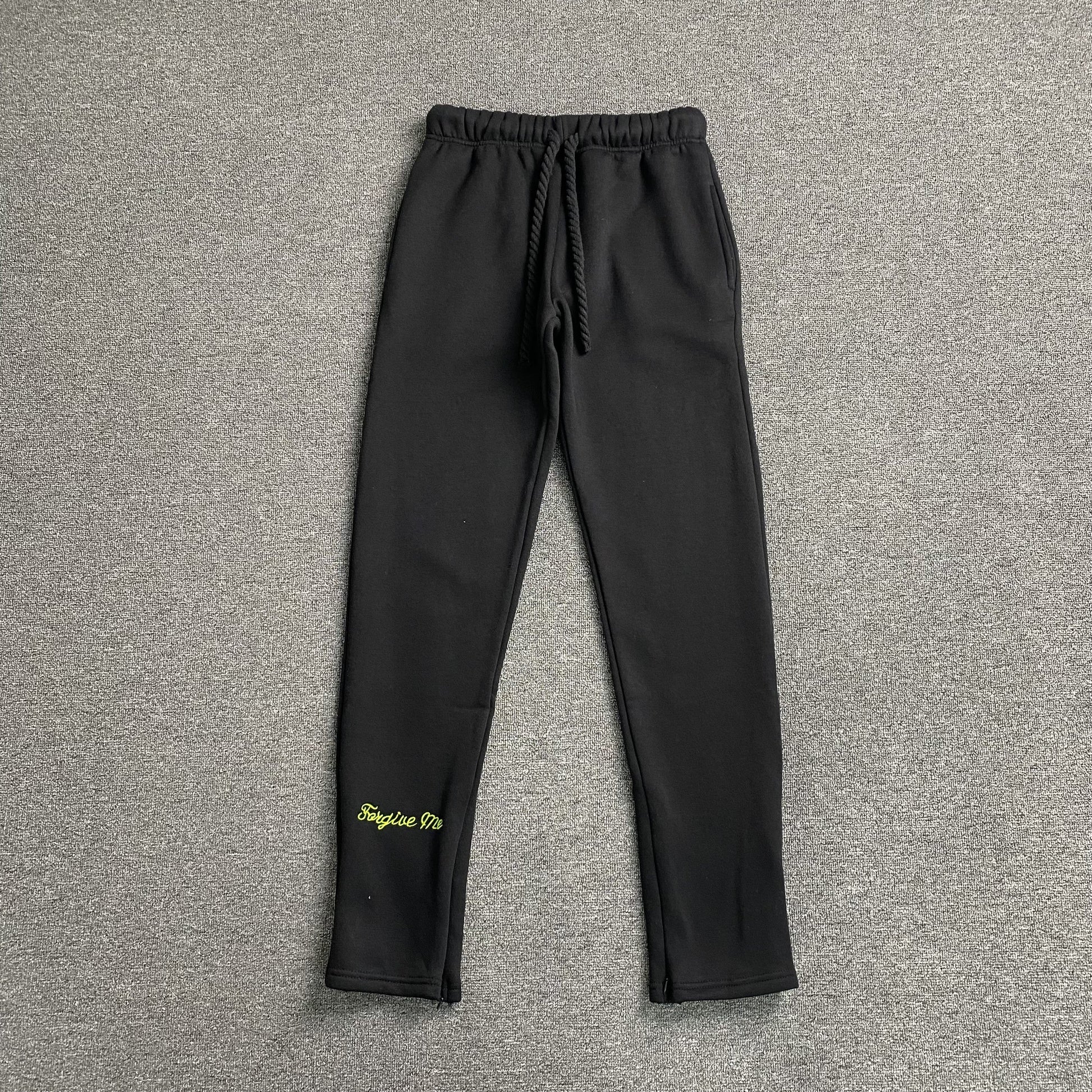 SYNA WORLD SYNA LOGO SWEATPANTS BLACK - Phantom Kicks