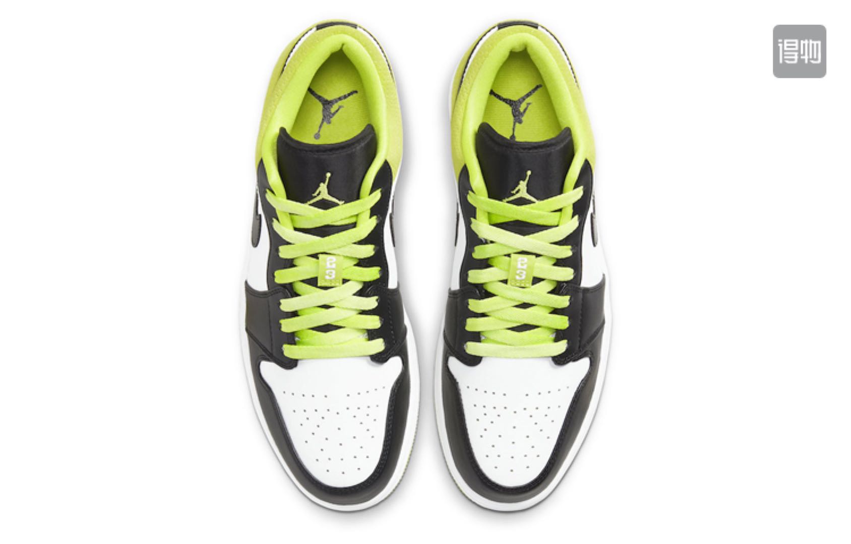 JORDAN 1 LOW x BLACK CYBER - Phantom Kicks