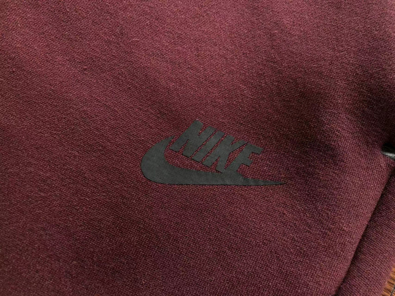 NIKE TECH FLEECE PANTS x BERRY/POMEGRANATE - Phantom Kicks