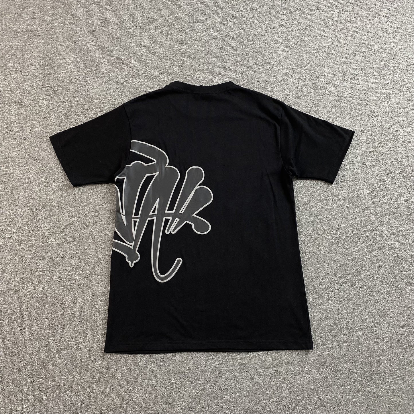 SYNA WORLD T-SHIRT BLACK - Phantom Kicks