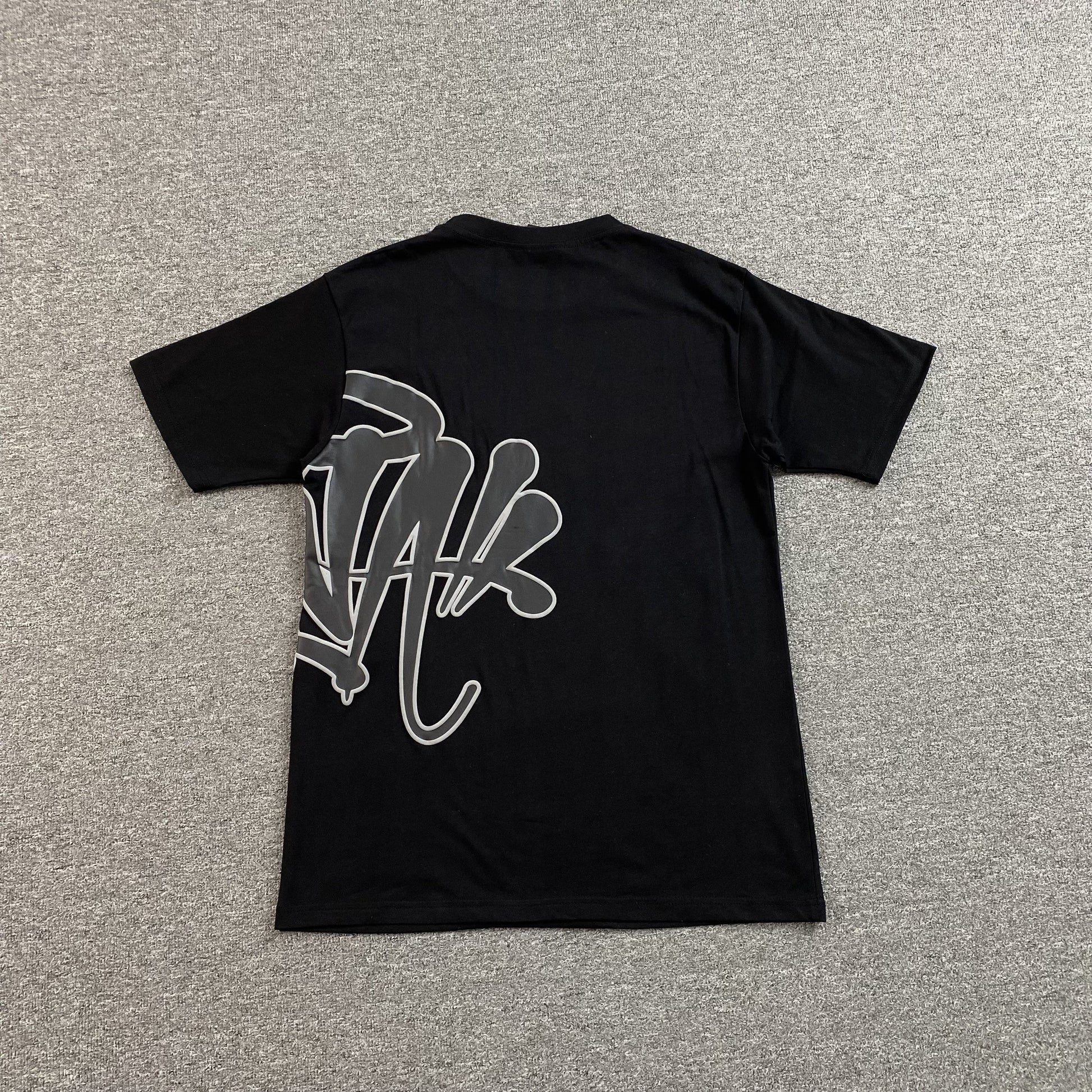 SYNA WORLD T-SHIRT BLACK - Phantom Kicks