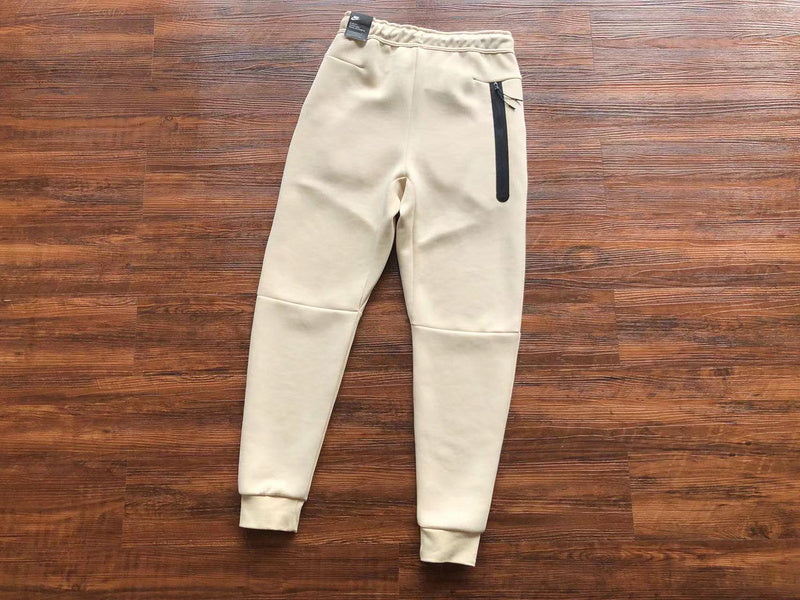 NIKE TECH FLEECE PANTS x BEACH BROWN - Phantom Kicks