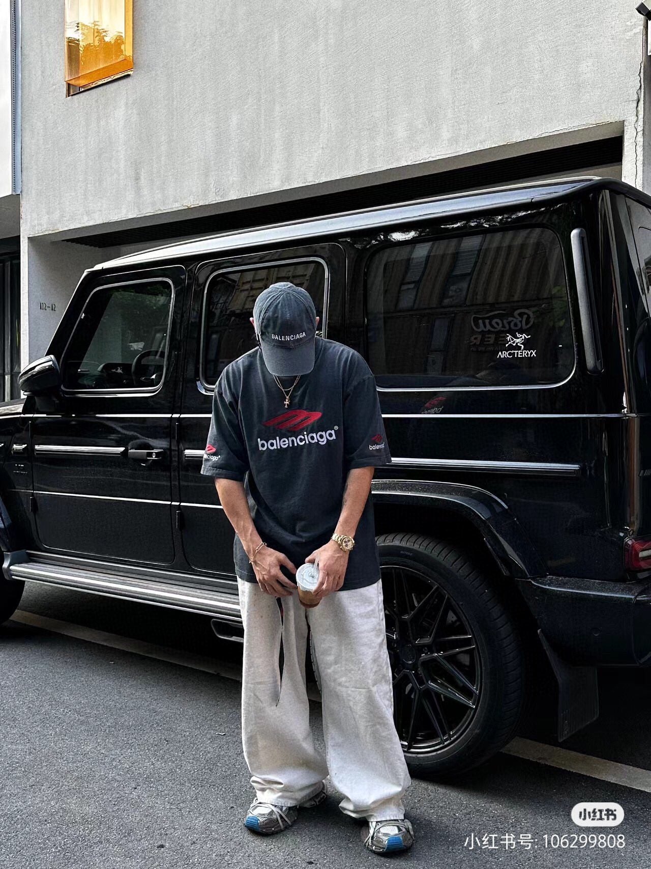 BALENCIAGA LOGO GRAPHIC T-SHIRT BLACK - Prime Reps - Phantom Kicks