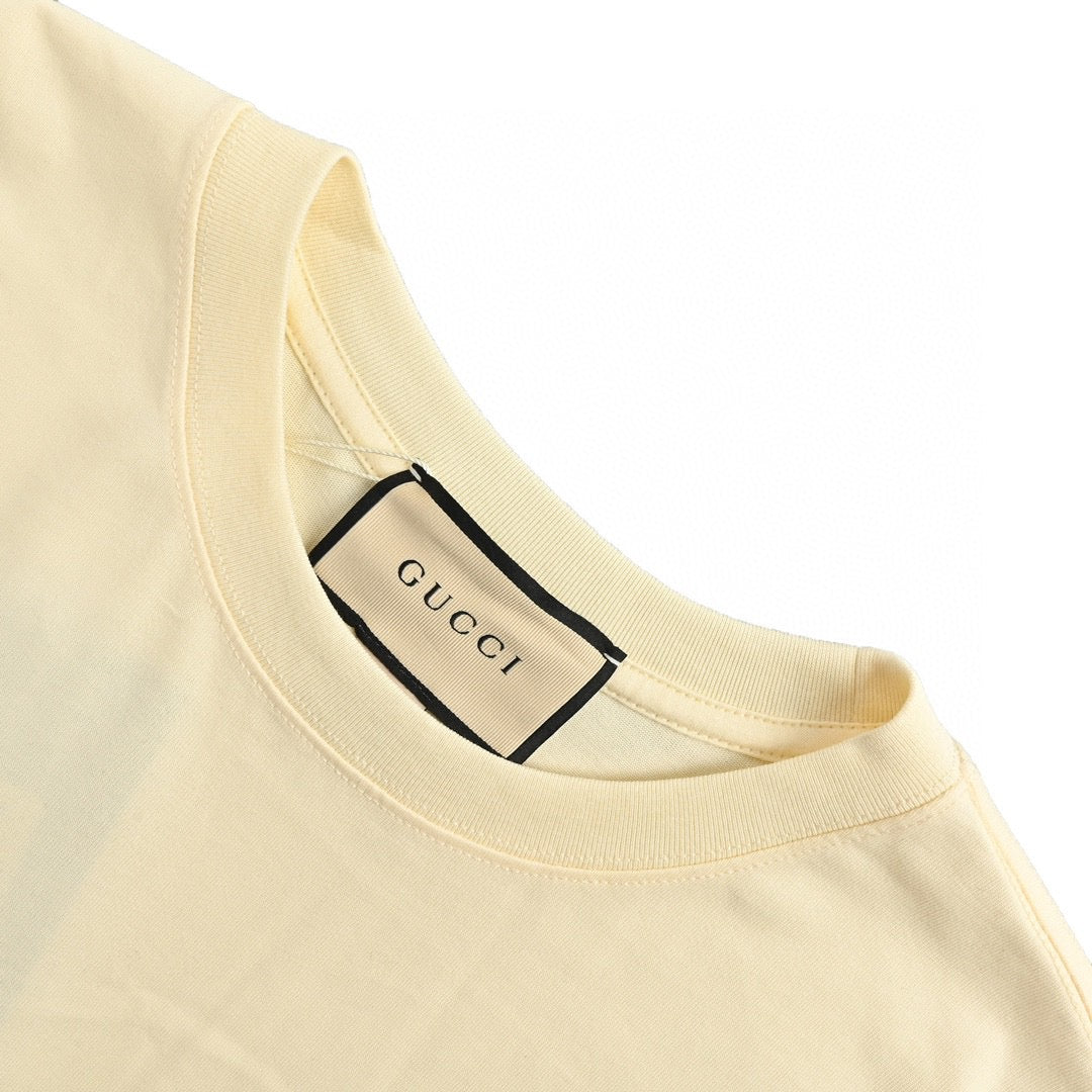 Gucci Strawberry Logo T-Shirt (Beige) - Phantom Kicks
