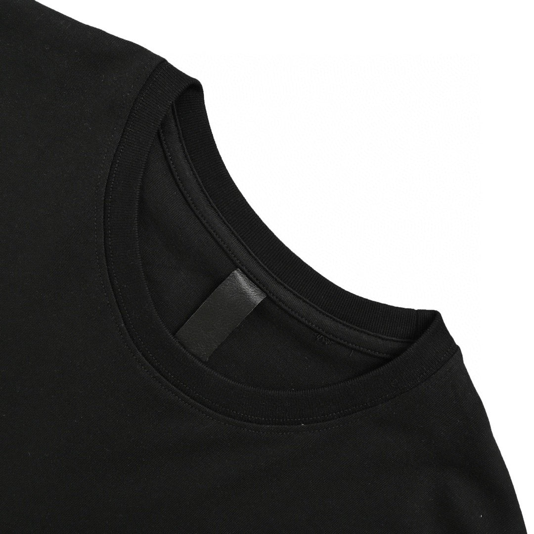Gucci Apple Logo T-Shirt (Black) - Phantom Kicks